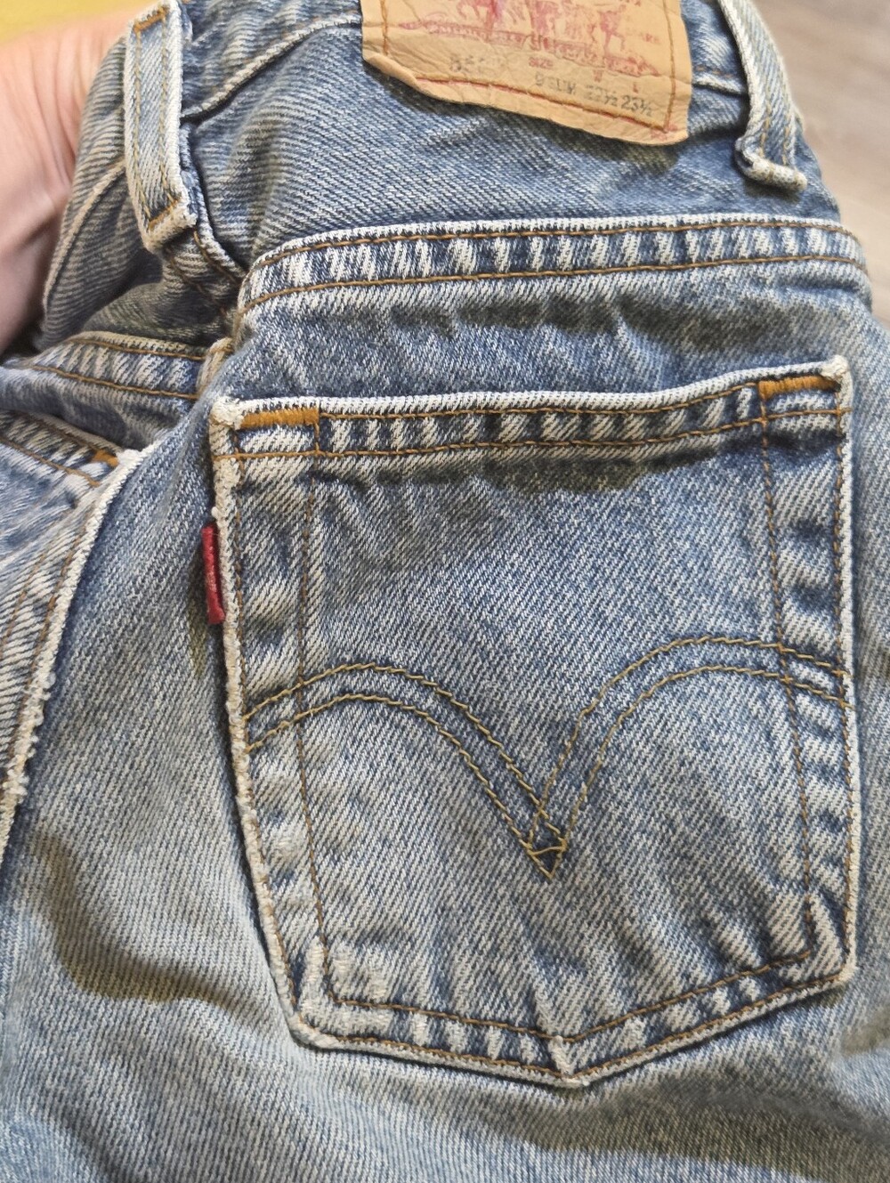 VTG Levis 550 Straight-Leg Med/Light Wash Jeans Boys 9 Slim - Picture 5 of 12